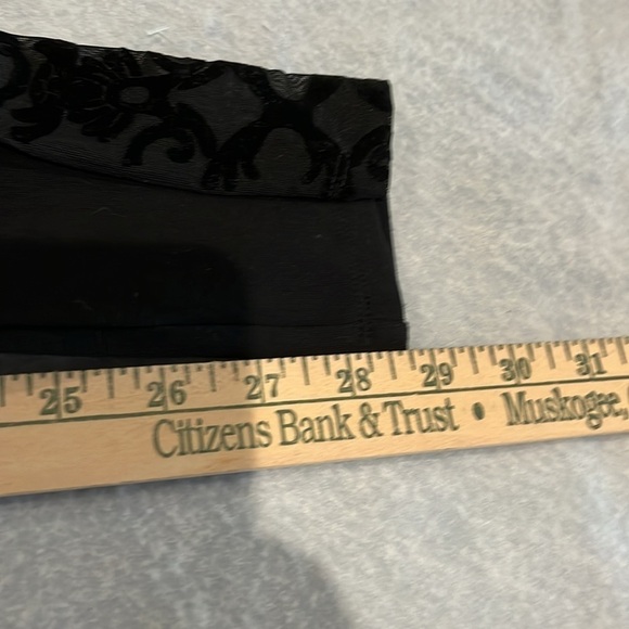 Womens NWT express Leggins with velvety mesh sides S - Picture 11 of 11